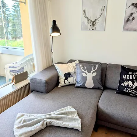 Sunny 3-bedroom With Balcony & Parking Apartment Davos
