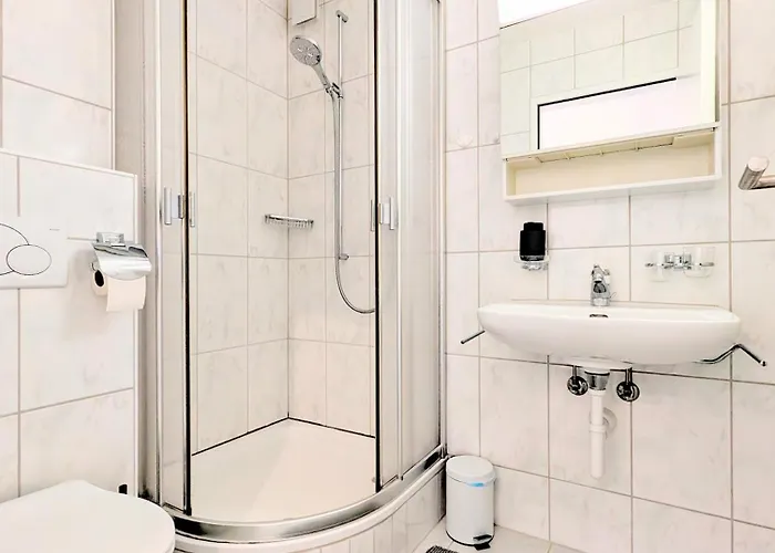 شقة Sunny 3-bedroom With Balcony & Parking دافوس